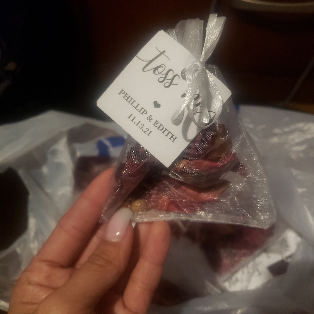 Dried petals for Wedding